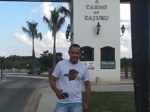 Após atraso de cinco meses, prefeito de Carmo do Cajuru envia projetos de reajuste 