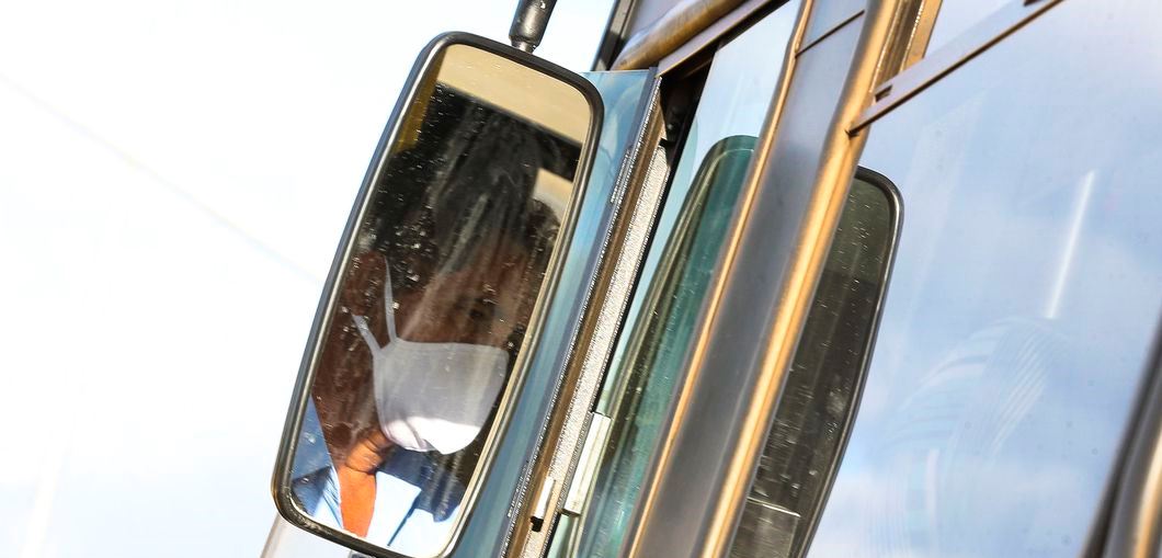 Deputados aprovam uso obrigatório de máscara em locais públicos