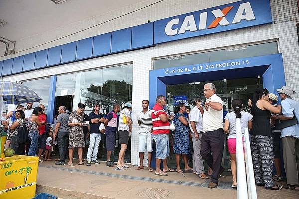 Dívida de mil empresas com a União pagaria o auxílio emergencial por 14 meses