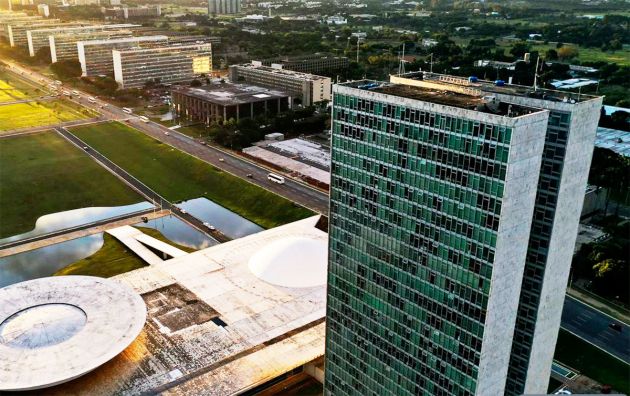 Reforma administrativa também vai enfraquecer o mercado, diz economista  