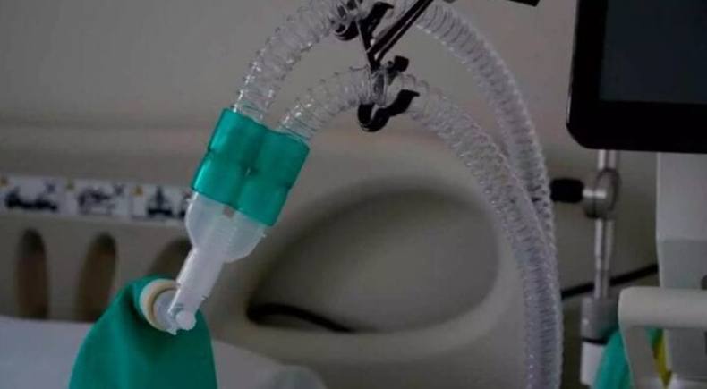 Pesquisa mostra que medicamentos do kit intubação podem faltar em 1.316 municípios; presidente da AMM já alertou para situação crítica