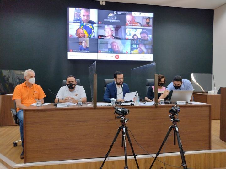 Audiência Pública debate PEC32/2020 da Reforma Administrativa na Câmara Municipal