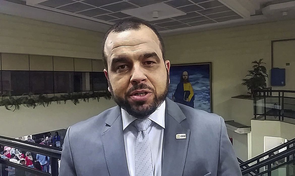 Serviço público de qualidade é direito do cidadão, diz ouvidor-geral