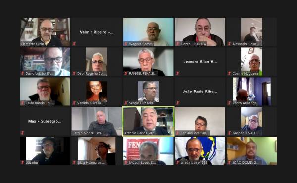 Centrais Sindicais se reúnem com categorias do setor público para formulação conjunta de agenda contra a PEC 32