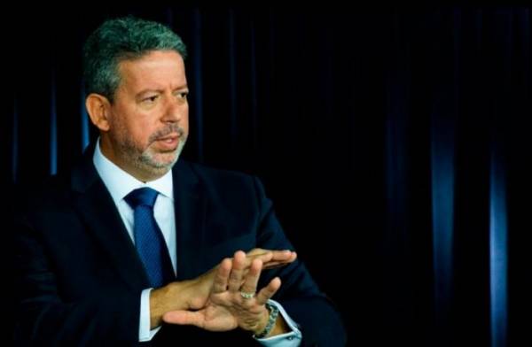 Lira quer aprovar Reforma administrativa em agosto; Fenajud conclama pressão da base em parlamentares