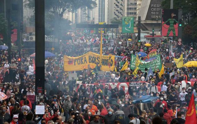 ‘Fora Bolsonaro’ é o caminho para derrotar a reforma administrativa