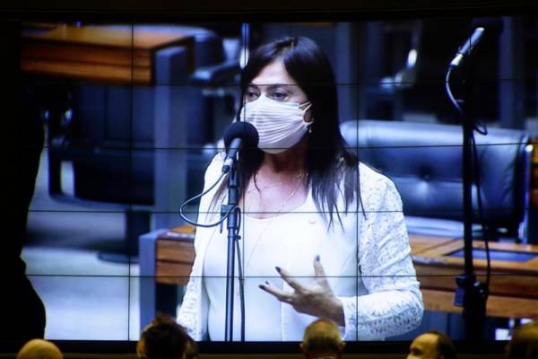 Portaria do governo Bolsonaro ataca aposentadoria do servidor público