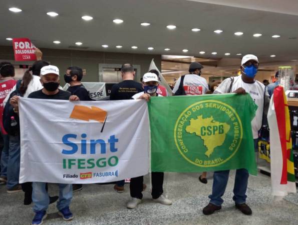 PEC 32: Se votar, não volta!