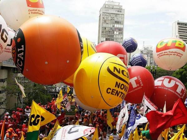 Artigo: A pauta sindical pelo emprego, direitos, democracia e vida