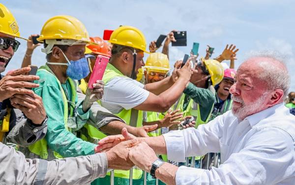 Governo Lula marca primeiros 100 dias por retomada de programas sociais