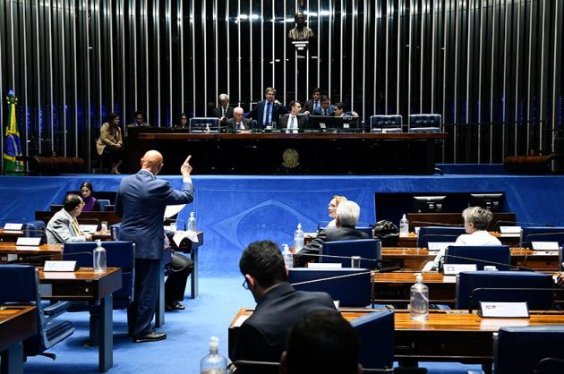 Senado aprova nova regra para aposentadoria especial por periculosidade