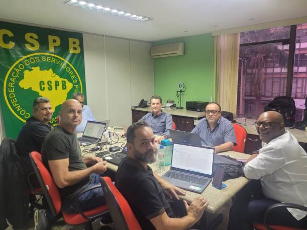 Presidente da Feserv-Minas compõe a Mesa Diretora da CSPB se reúne para acertar os últimos detalhes do 1º Congresso Extraordinário