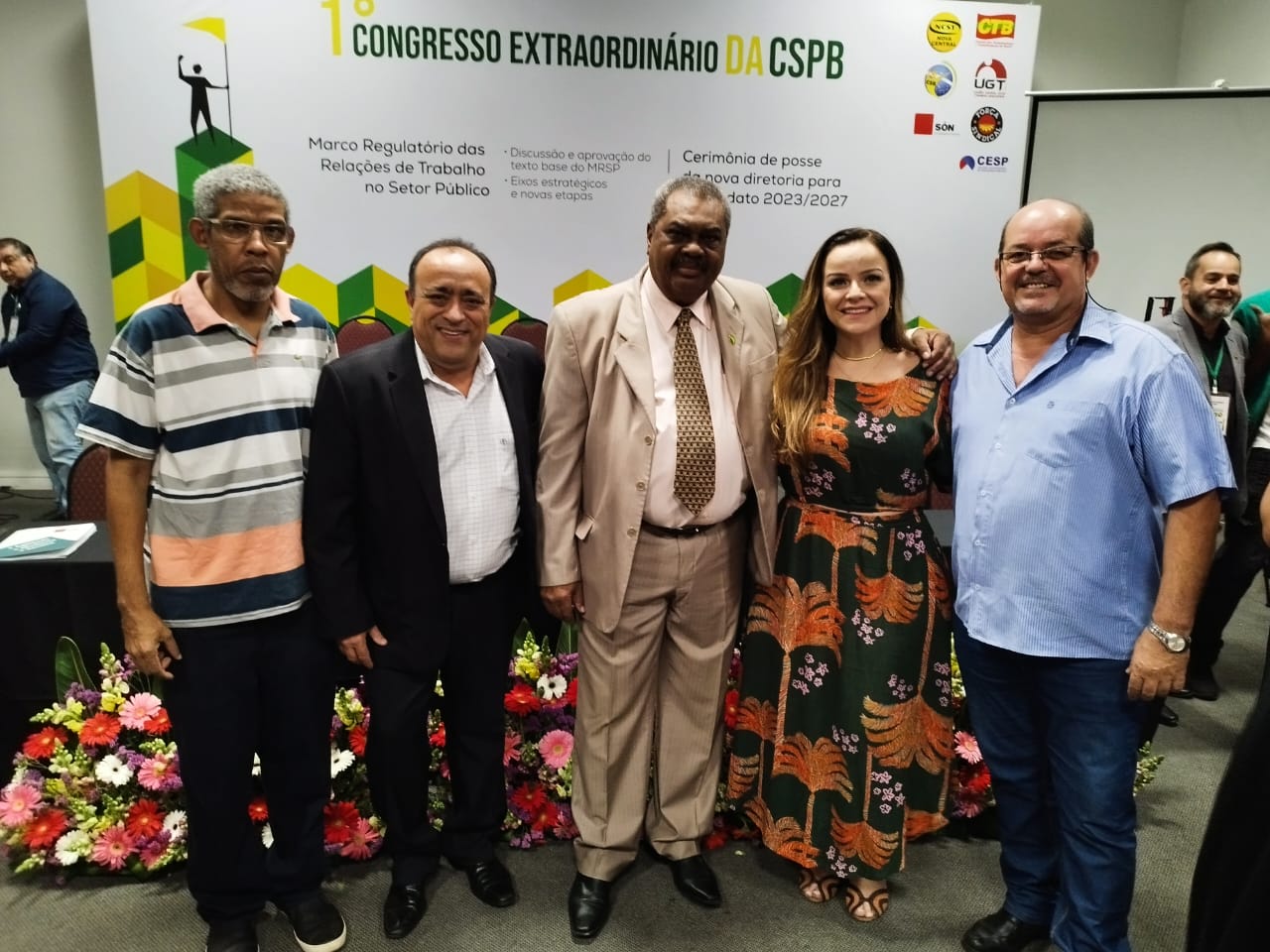 Diretores da Feserv-Minas são empossados durante o Congresso Extraordinario da CSPB