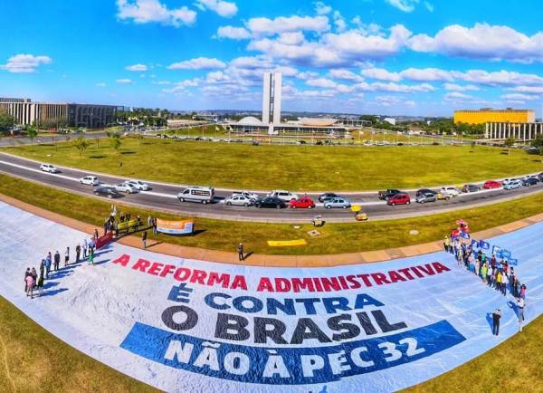 Entidades se mobilizam para tentar frear andamento da reforma administrativa