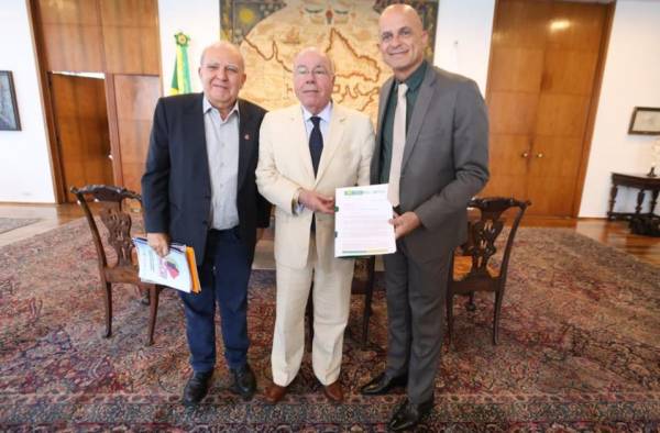 Marco Regulatório do Setor Público é tema de reunião com o Ministro das Relações Exteriores do Brasil