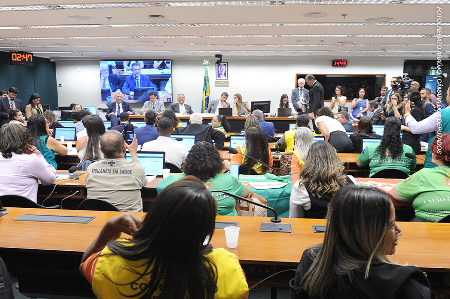 PEC que valoriza agentes de saúde e de endemias está pronta para ser pautada no Plenário da Câmara 