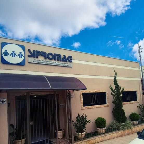 REAJUSTE SALARIAL DOS PROFISSIONAIS DO MAGISTÉRIO DE POUSO ALEGRE É APRESENTADO PELA PREFEITURA