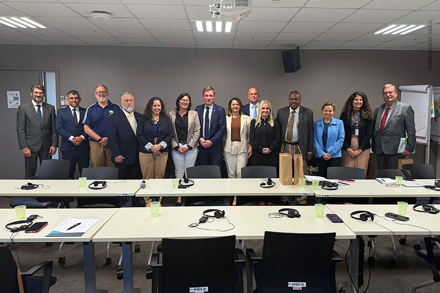 FESERV DEFENDE TRANSIÇÃO ENERGÉTICA JUSTA EM DEBATE INTERNACIONAL 
